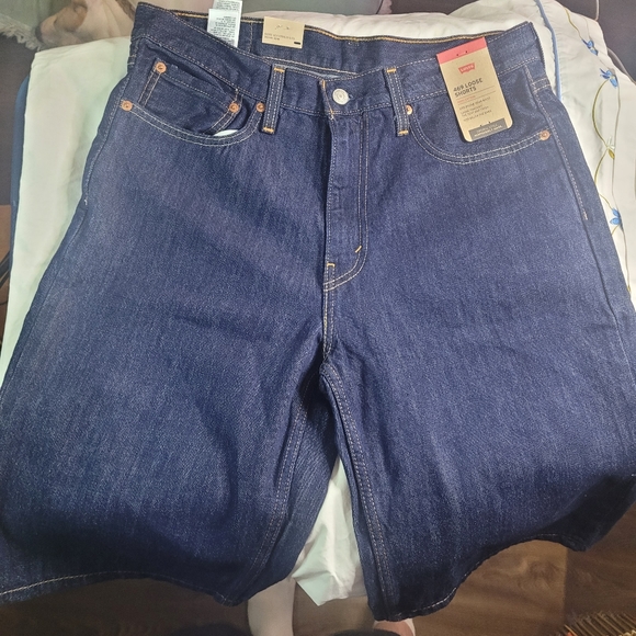 Levi's mens 469 loose-fit denim shorts - Picture 2 of 5